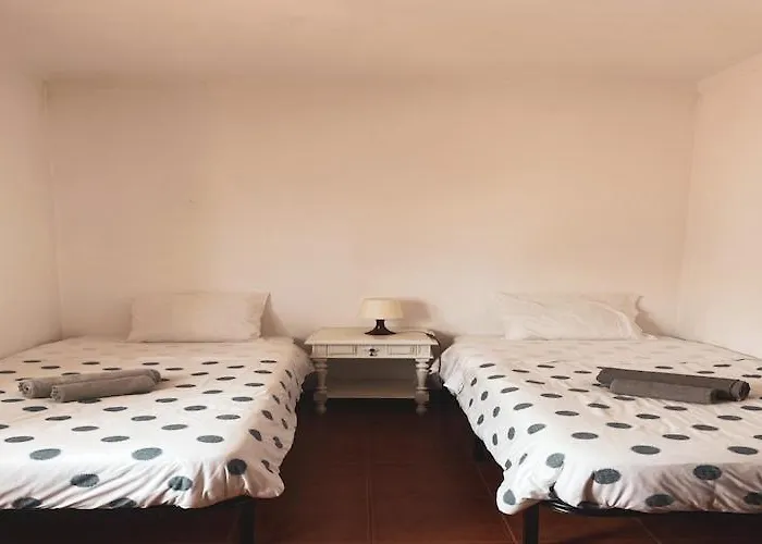 Near Baleal Semesterbostad *